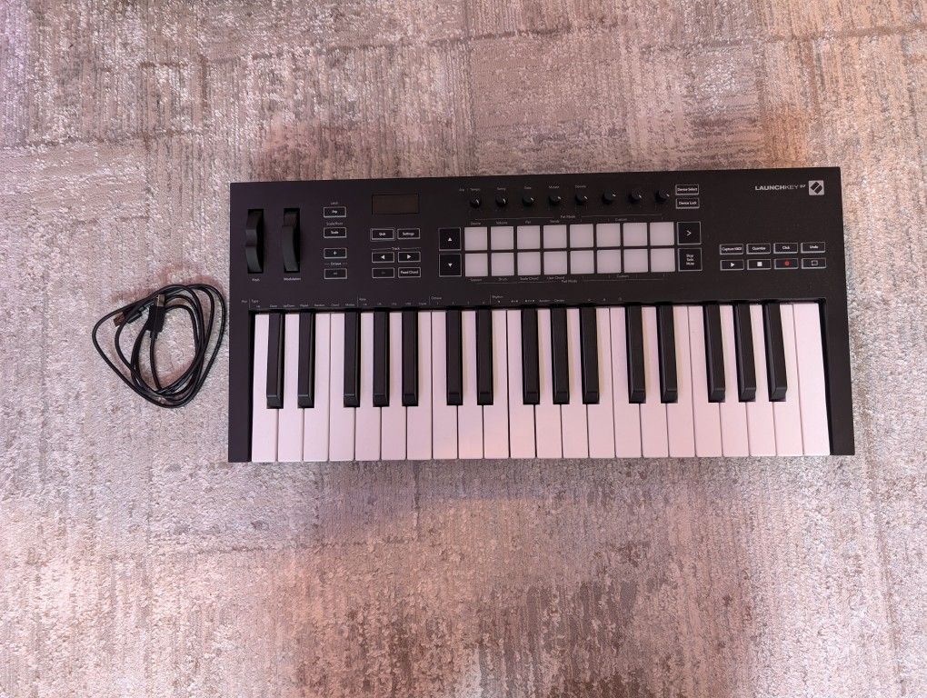 Novation Launch Key 37