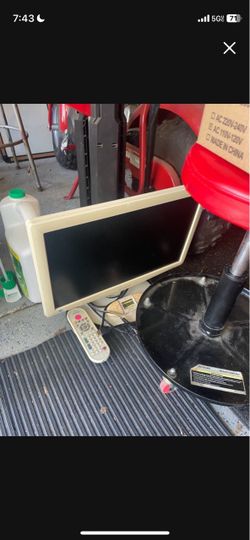 Small tv with remote