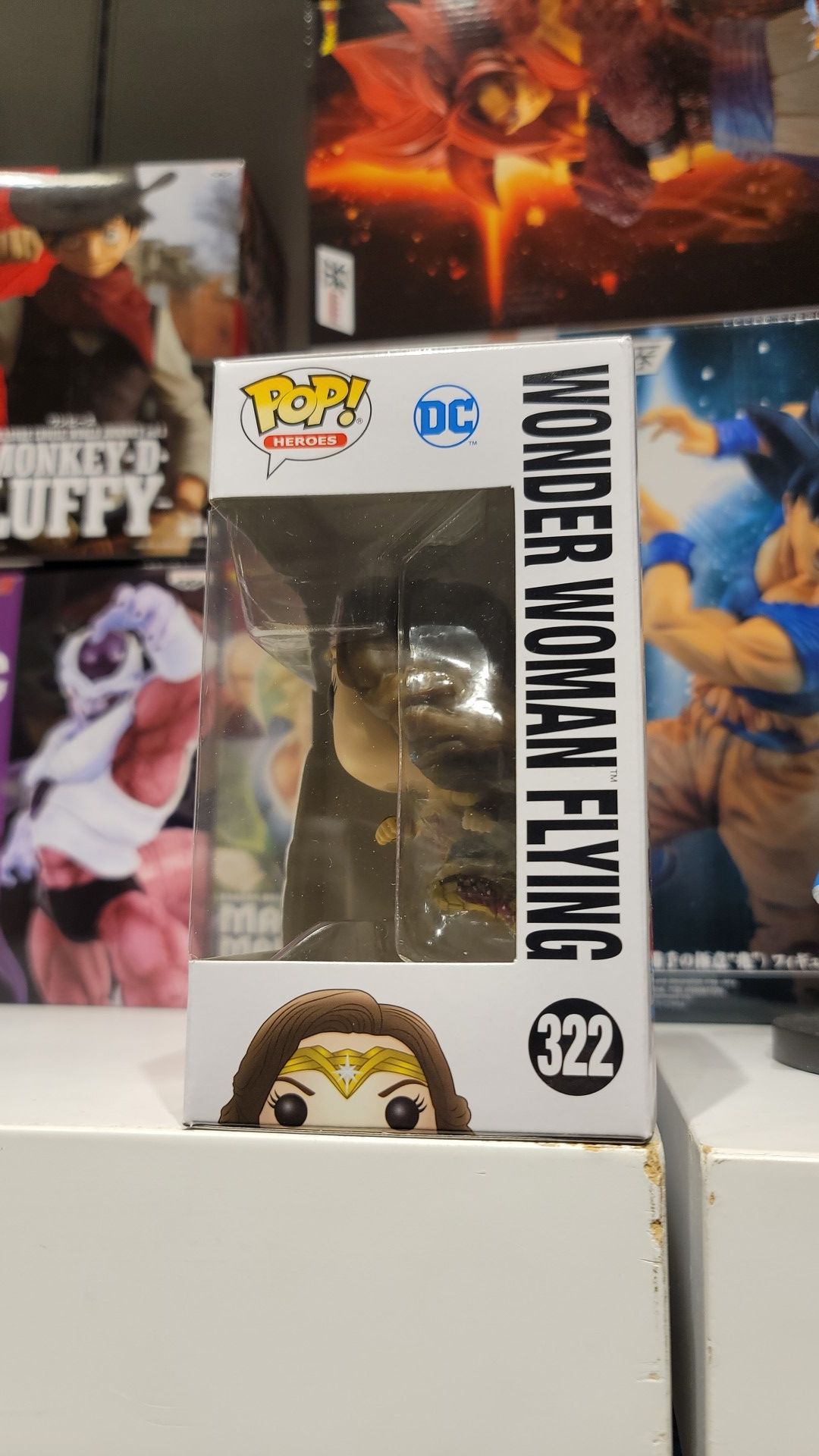 WONDER WOMAN FLYING # 322 Funko POP! WW84