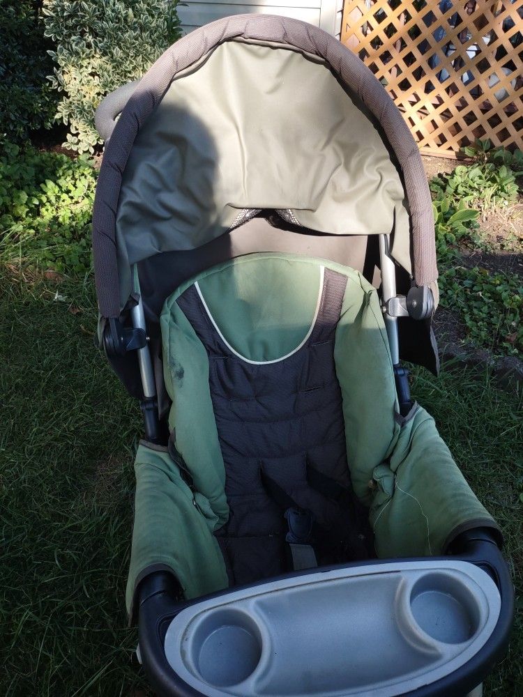 Chico Stroller, Green N Brown, Nice N Clean