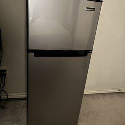Magic Chef Refrigerator