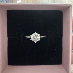 Pandora Ring