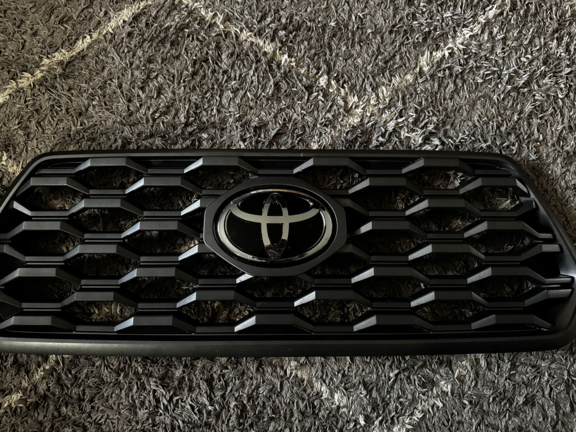 Toyota Tacoma 2016-2023 Front Grill