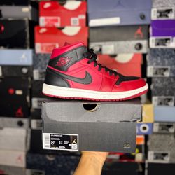 Jordan 1 “Reverse Mid” Size 8.5M