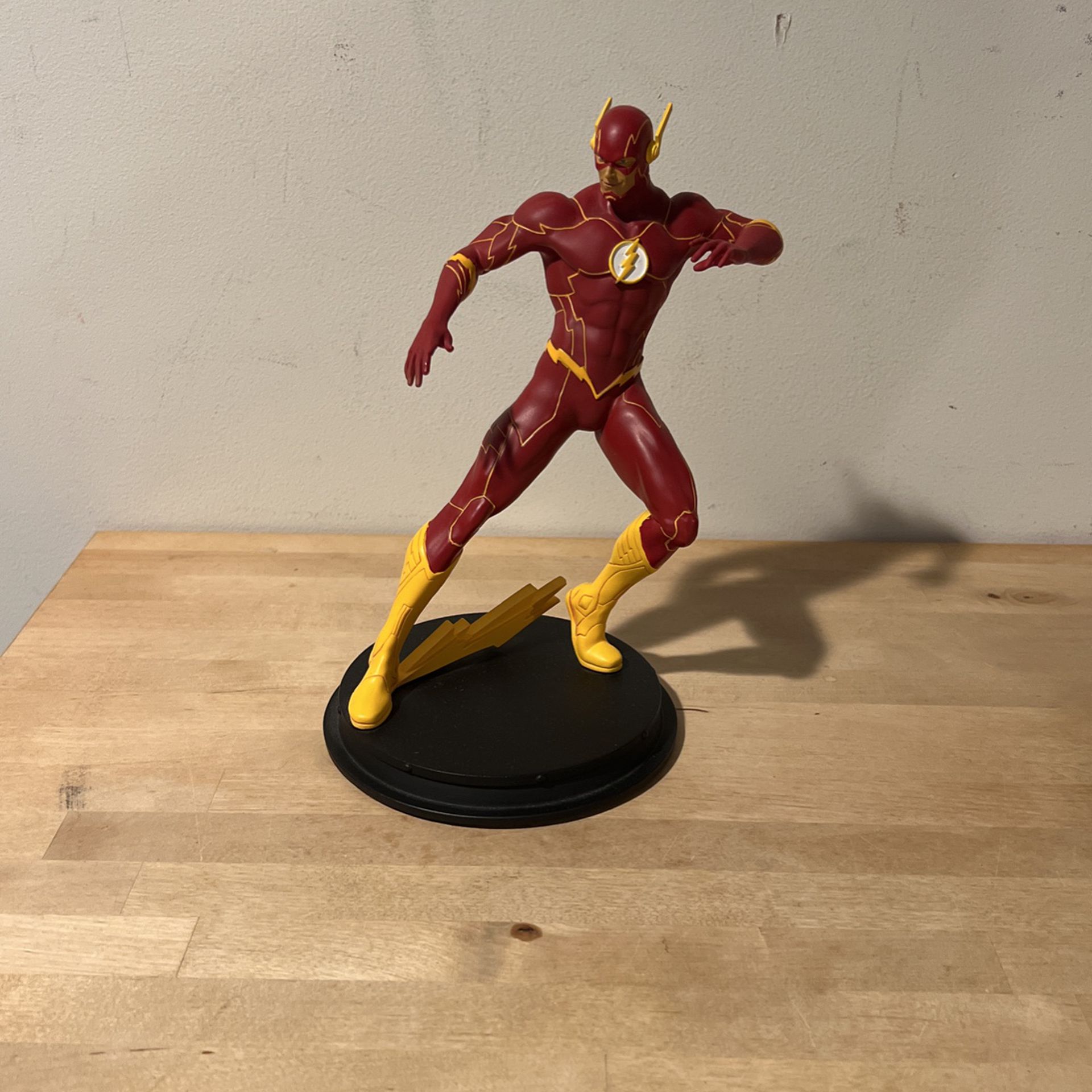 Flash Statue