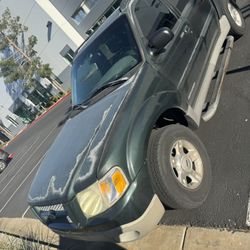2002 Ford Explorer
