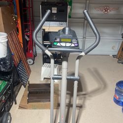 Reflex Step  Elliptical Exercise Equipment Machine