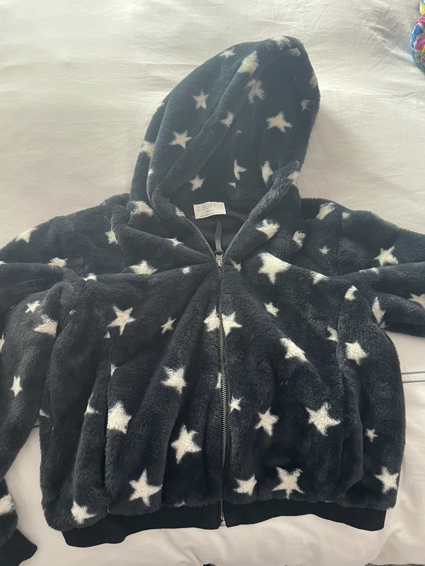 Cozy Hooded Supply Z Sweatshirt/Jacket