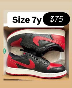 Jordan 1s banned bred low size 7y like new