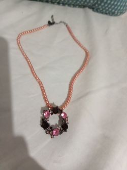 Pink Pearl Beaded Necklace with Rhinestone Pendant