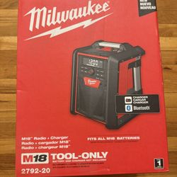 Milwaukee M18 Radio + Charger 2792-20 Bluetooth Tool-Only