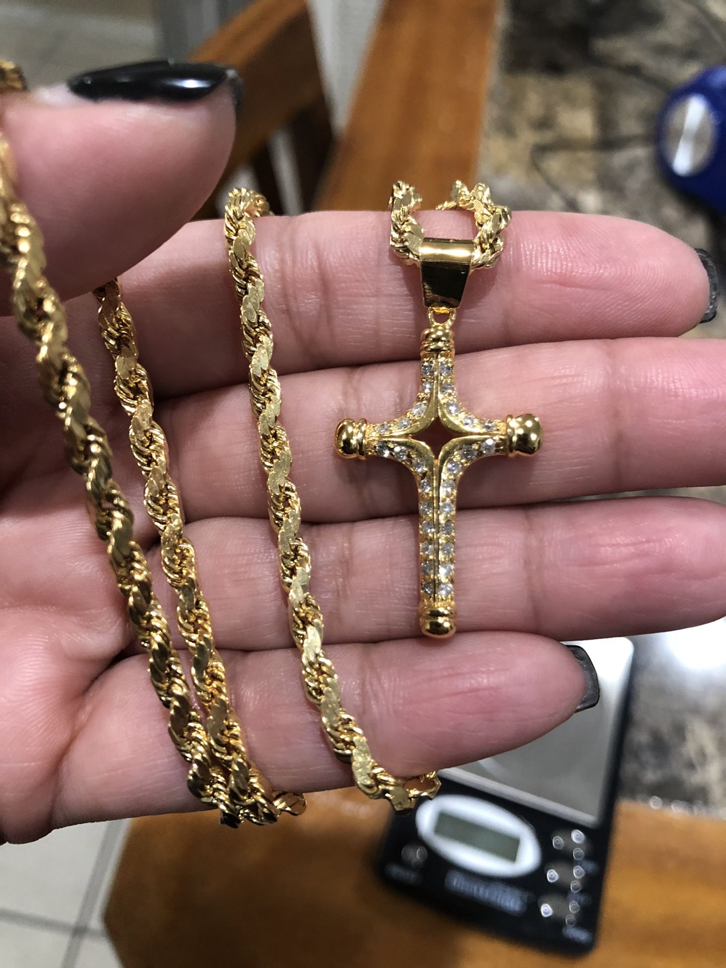 14k yellow gold necklace with .50ctw genuine diamonds cross pendant