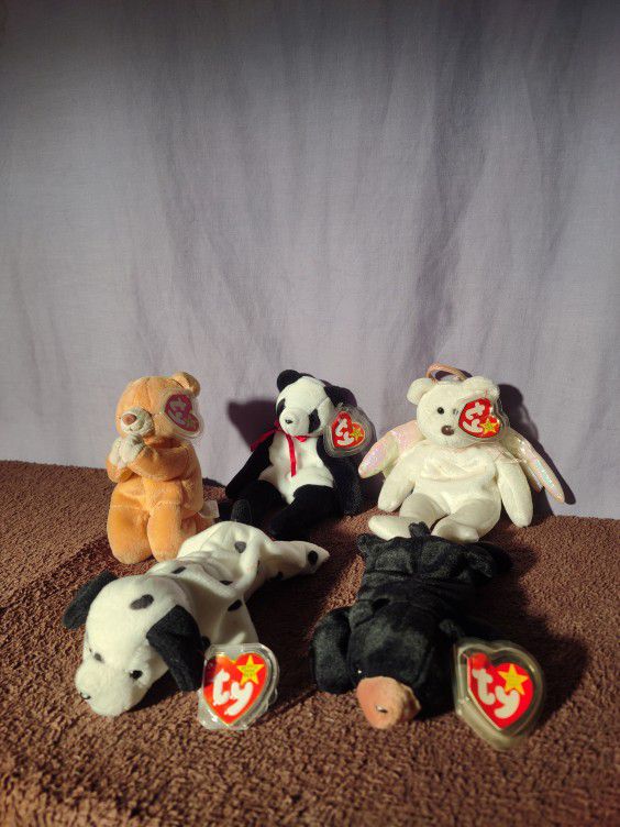 Rare TY Beanie Babies Includes Halo, Fortune, Hope, Blackie, And Dotty All With Tag Errors