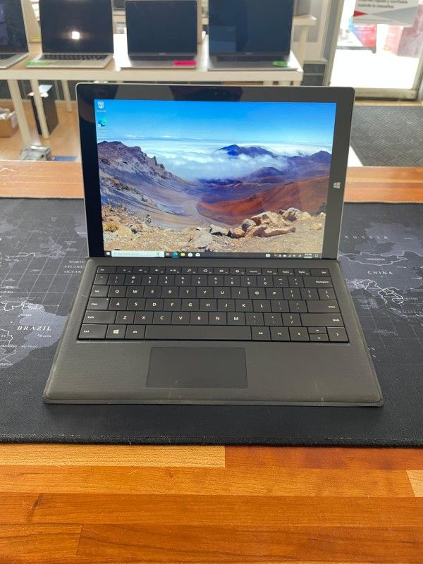 Microsoft Surface Pro 3 Core i5 2.5Ghz 8GB 256GB SSD STORAGE!