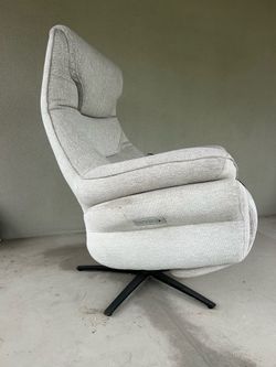 Dacorah Swivel Glider chair