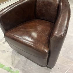 29” Kailey Leather Armchair