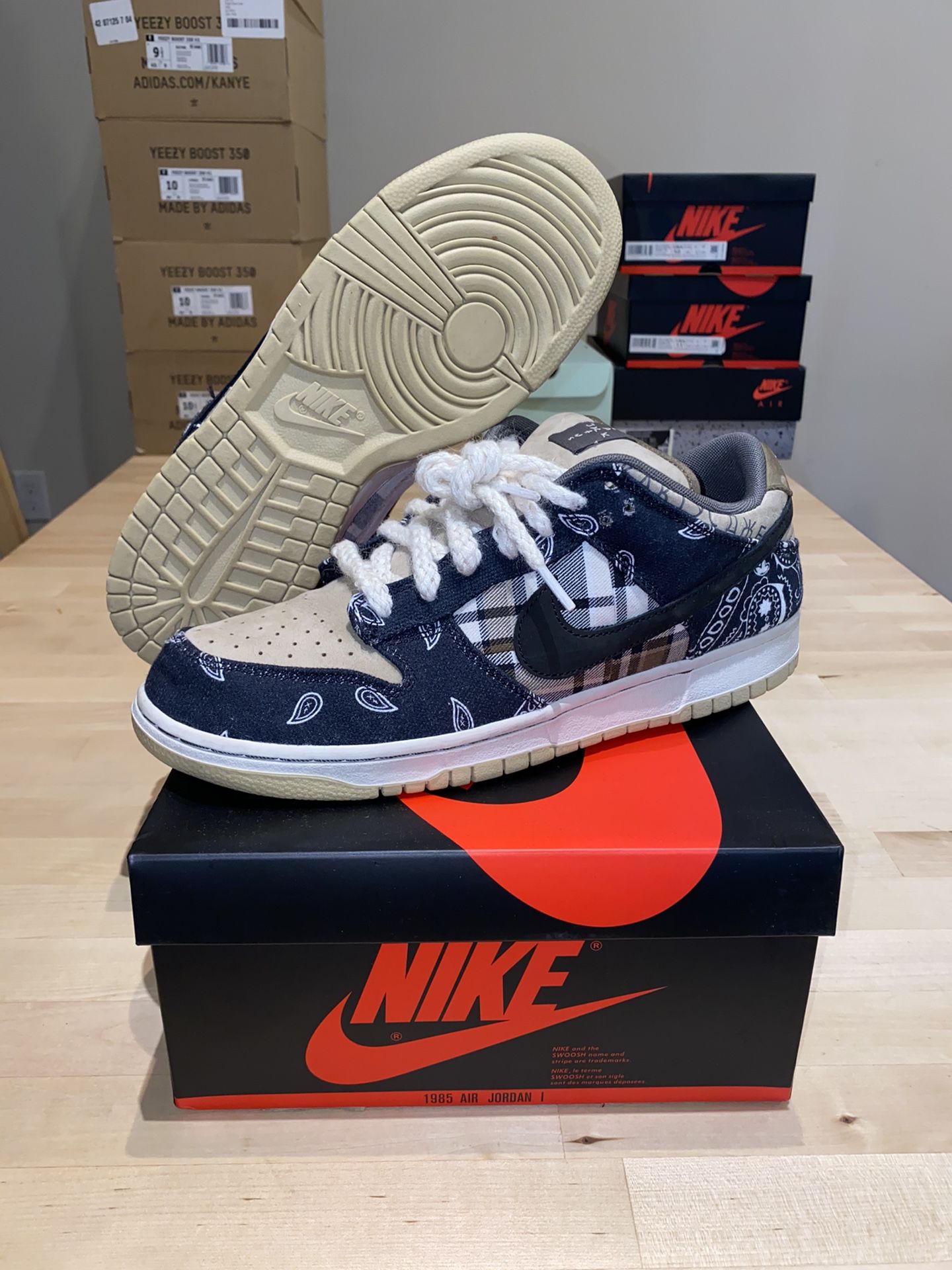 Nike Sb Dunk Travis Scott Size 10.5 VNDS Rep Box