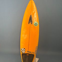 Surfboard 