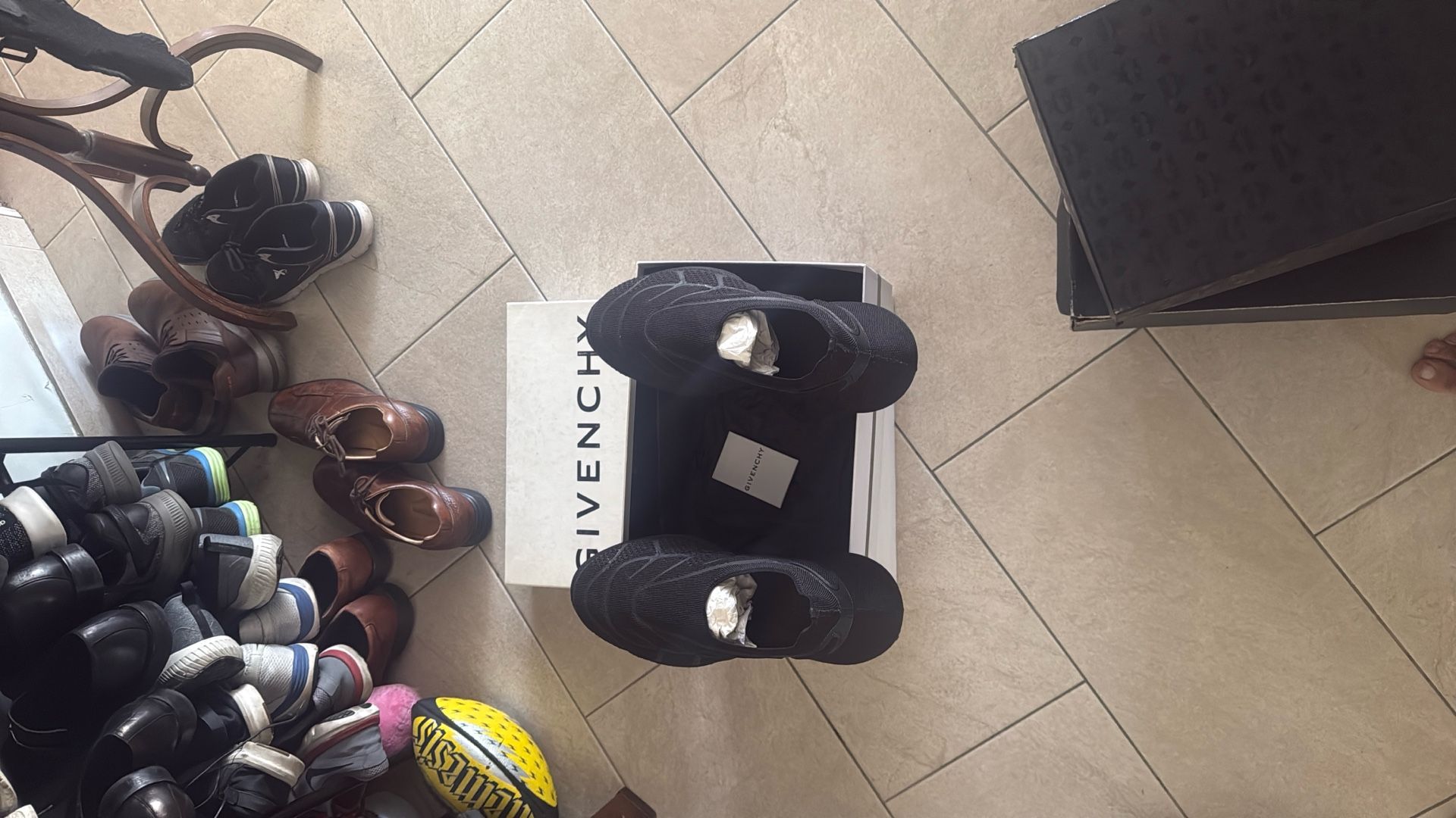 Authentic Givenchy Tk 360