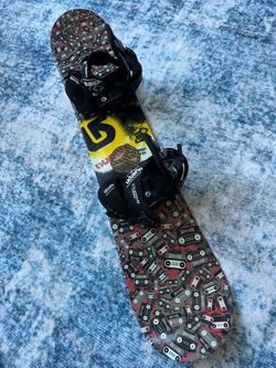 Burton 131 cm kids snowboard/bindings/new wax-also sell boots/helmet/goggles/bib/coat/ski masks