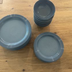 Le Creuset - Chambray Blue - Lg & Sm plates, Bowls
