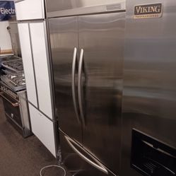 42” KITCHEN AID BUILT IN REFRIGERATOR 