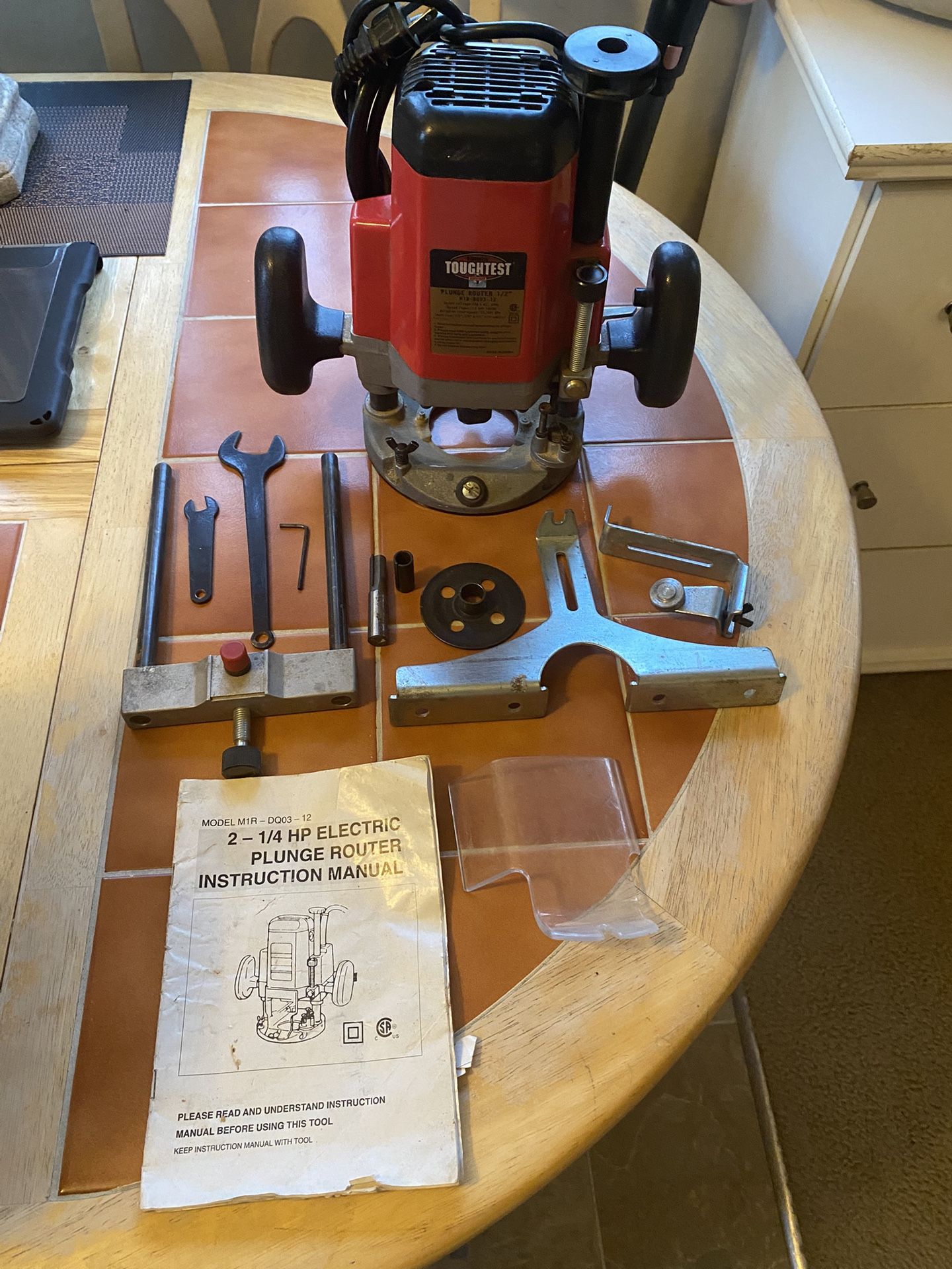 Plunge router kit