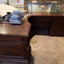 Full Size Desk
