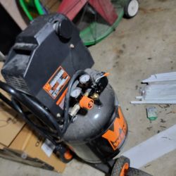 Wen electric air compressor new unused