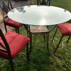 High Top Table   4 Barstow