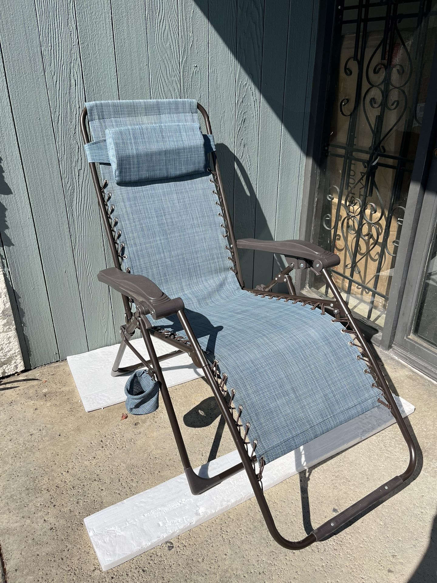 Hampton Bay Zero Gravity Sling Outdoor Chaise Lounge Chair