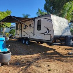 2016 Keystone Hideout Travel Trailer 