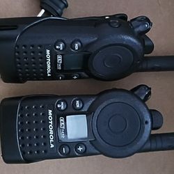 Motorola CLS1410 Walkie-talkie 2 Pack