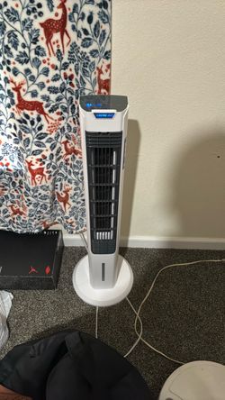 Arctic air tower