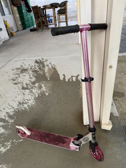 Pink Scooter Works Perfectly! Used, Great Conditions