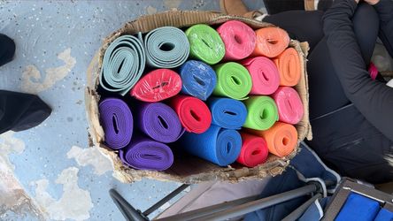 New 68x24 yoga mats (20 total )