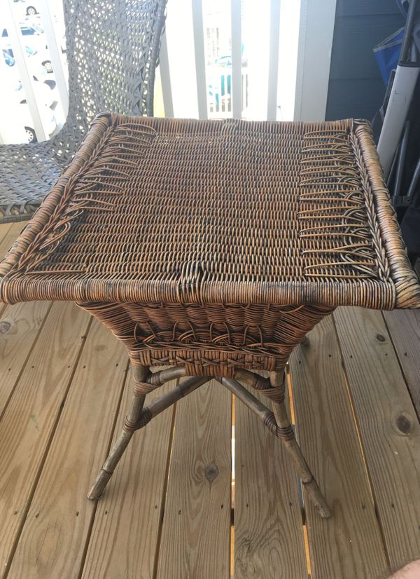 Wicker Outdoor Side Table Porch Patio Yard Furniture In Wicker Outdoor Side Table Porch Patio Yard Furniture In Greenville Sc Offerup