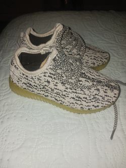 Tenis Size 6  