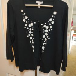 Women's (PXL) sweater with very pretty applique flowers Charter Club 