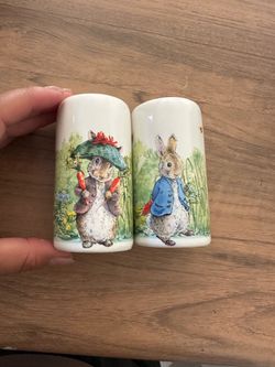 Peter rabbit Salt and pepper