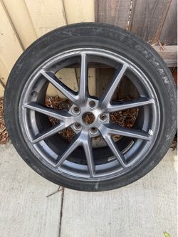 tesla model 3 rim and tire