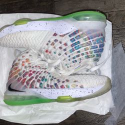 LeBron 17 "Air Command Force" 