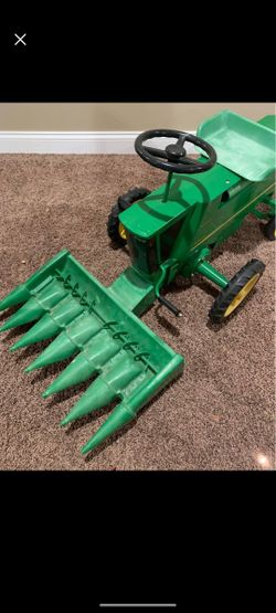 Pedal Tractor