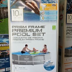 Intex 10ft X 30 in Premium Pool Set