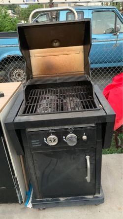 Gas grill 50$