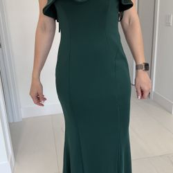 Elegant Green One-Shoulder Formal Dress – Size 8 – Worn Once 