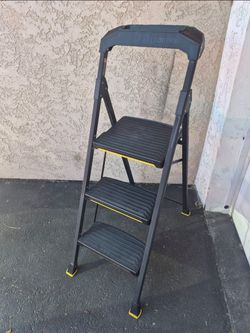 Step ladder