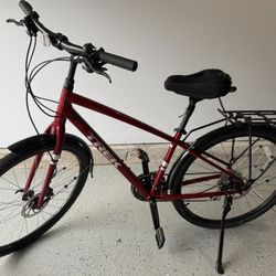 Trek Verve 2 Bike (red)