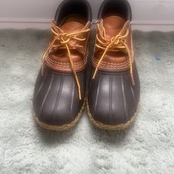 Autentic LL Bean Shoes Size 8