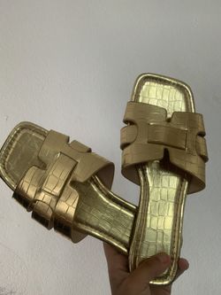 Cute Gold Sandles